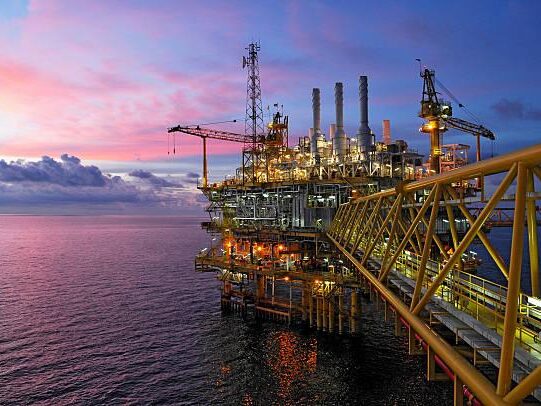 Oil-and-Gas-Procurement-fetured